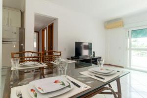Apt 3 quartos 500m da Praia em Canasvieiras NK3260