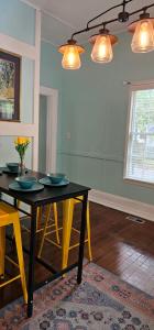 Vintage Eastside Beltline Trail Apartment by Krog St Market with Free Parking