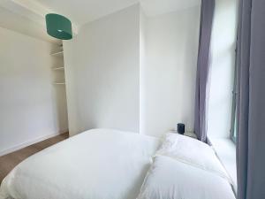 Appartements Cosy appart- 4 pers Netflix Hyper centre Douai : photos des chambres
