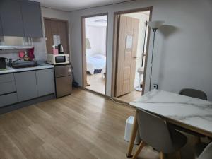 Sun stay, Sillim station