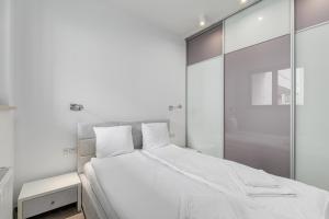 Pokorna 2 by NYX Apart