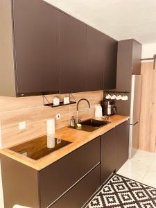 Seagarden Hideaway - 1bed apt