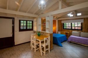 Complejo La Austriaca, piscina climatizada y parrilla!