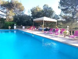 La Louvière Plaine dEygalières