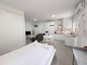 Apartamento La Paloma A - Apartamento en Málaga