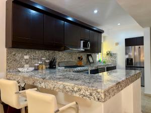 A hideaway in Playacar - Private, Comfortable and Chic