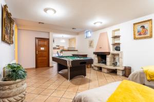 Villa Violeta with the sea view, 3 min walk to the beach