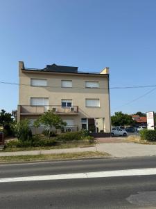 Rooms Stella - 3hvězdičkové hotely ve městě Sesvete