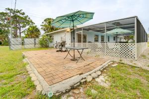 2 Mi to Beach Home with Pool in Venice