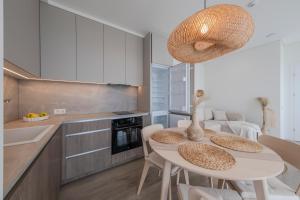 Boho Sunset by Botanical Park