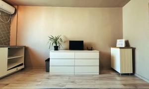 NEO - Trei - Cosy Studio