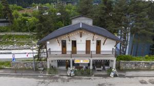 Shara Hotel
