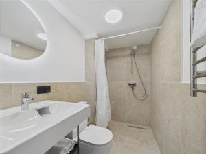 Airy Loft Nestled in Old Town