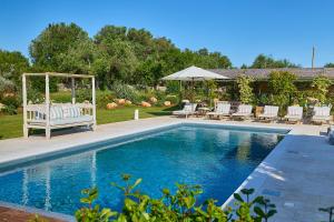 Trullo Sessana with large pool and gorgeous Al Fresco dining areas