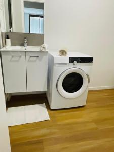 Appartements Le Repaire Urbain - 8 voyageurs : photos des chambres