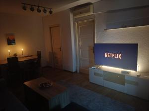 Metro Ultracentral Retreat