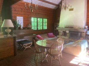 Maisons de vacances Holy Wood : photos des chambres
