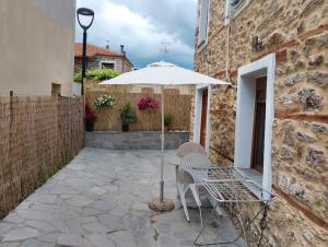 MARIANTHI'S STONE HOUSE- Studio2