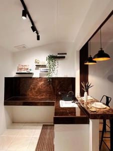 The Lounge Platinum by KRD