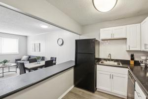 Avery Apartments A4 I Spacious 1 Bed 1 Bath