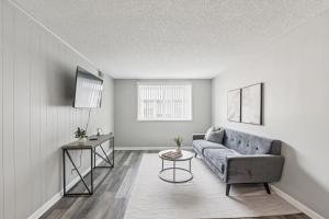 Avery Apartments D4 I Spacious 2 Bed 1 Bath