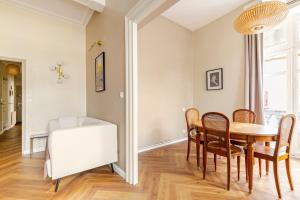 Appartements Magnifique appartement renove : photos des chambres