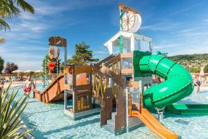 Campings Mobilhome 6 places : photos des chambres