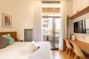 Easy Star - Lindo studio ao lado da Estação Brooklin - QW01I