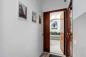 Georges Vatican apartment