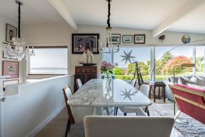 Luxury Vacation House with Breathtaking Soundview