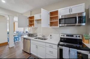 Cathedral Hill 3 bedroom Charm