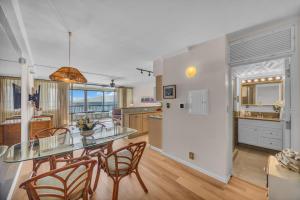 Sleep at the Ocean and Watch Sunsets Suite