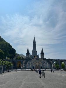 Appartements Maison triplex centre de Lourdes : photos des chambres