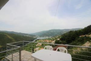 Casa da Carvalha Mona