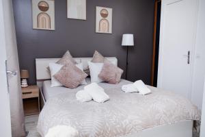 Appartements Hyper center - Proche RER & METRO - 3,4 people : photos des chambres