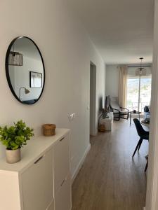 Apartamento Avigar con vistas a la montaña y piscina