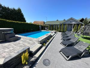 Domki Letniskowe Bursztynek z basenem