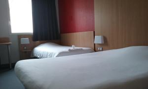 Hotels B&B HOTEL La Rochelle Centre : photos des chambres