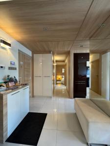 AVIRA Apartman with Free Private Garage