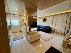 AVIRA Apartman with Free Private Garage