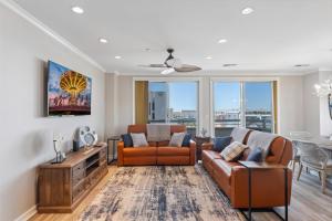 Residence 404 At The Grand