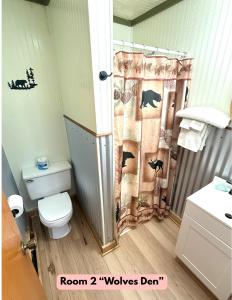Double Room with Lake View room in Lake Louise Lodge Alaska