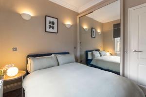 Beaufort Gardens Apartment in Knightsbridge