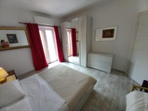 3 rooms station Central free parking