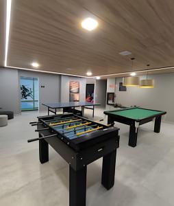 Apto Luxuoso a 100m do Mar – Piscina e Jacuzzi