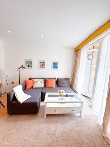 Central London with Balcony Zone 1 - Family Stay London