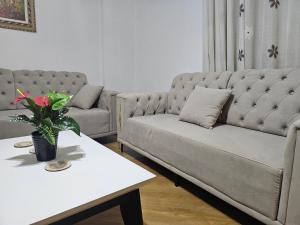 Bral Plepa - Two-Bedroom Apartment Beachfront