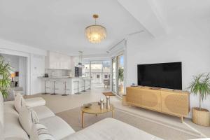 POLO Apartments, Jacaranda 8