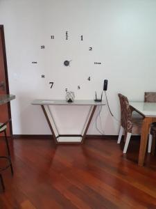 Apto com cozinha e lavanderia