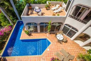 Casa de La Paz - Beautiful Beachfront Villa